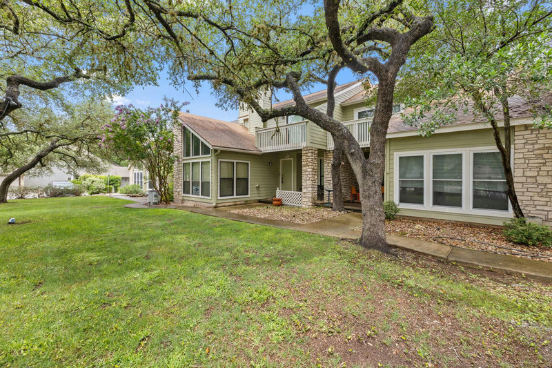 40 Cypress Pt — exterior