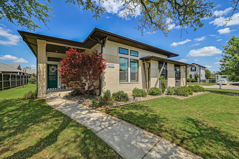100 Dax Dr — exterior