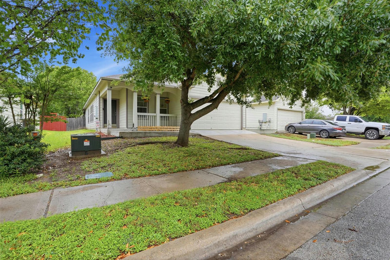 11606 Murchison St — exterior
