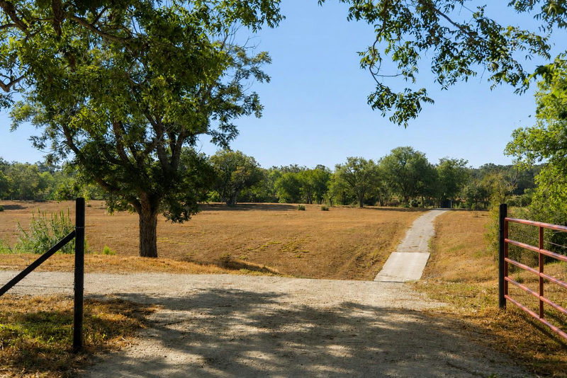 440 Chimney Valley Rd — exterior