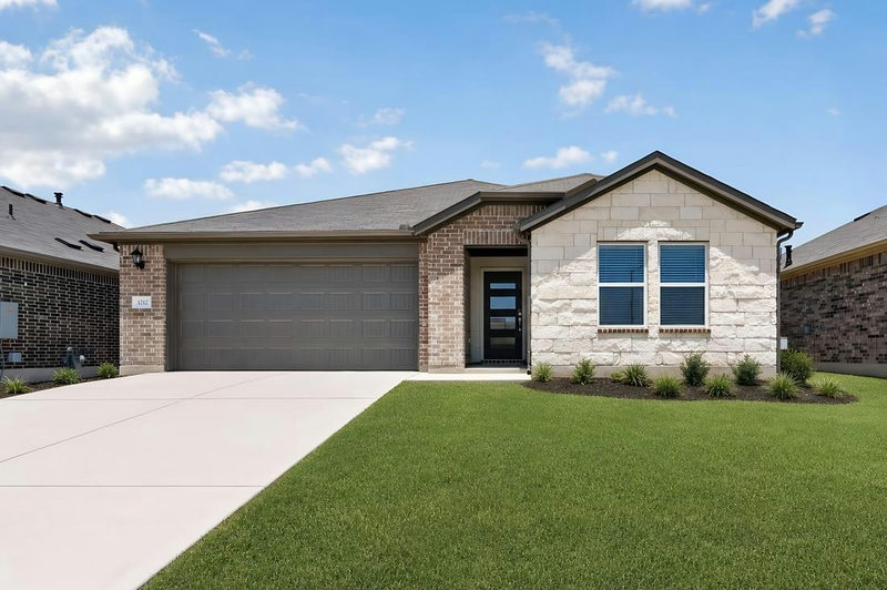 1212 Crumpton Dr — exterior