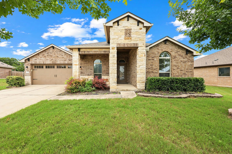 1018 Granbury Cv — exterior