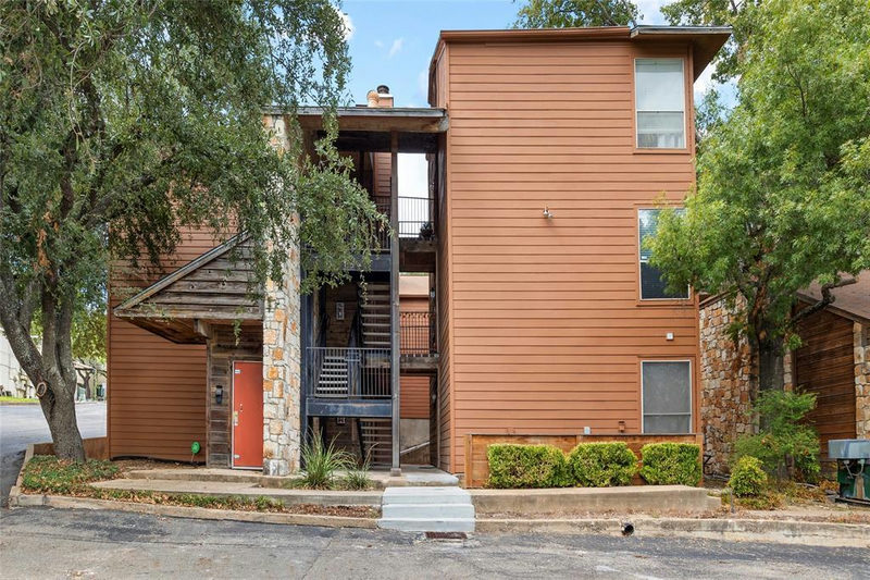 6903 Deatonhill Dr #2 — exterior