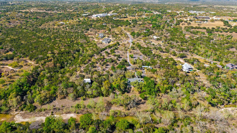 15407 Fitzhugh Rd — exterior