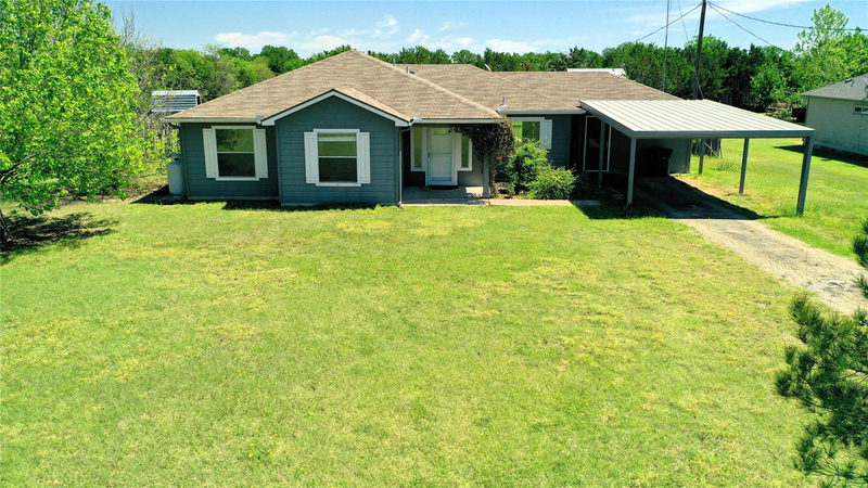 152 Round Up Dr — exterior