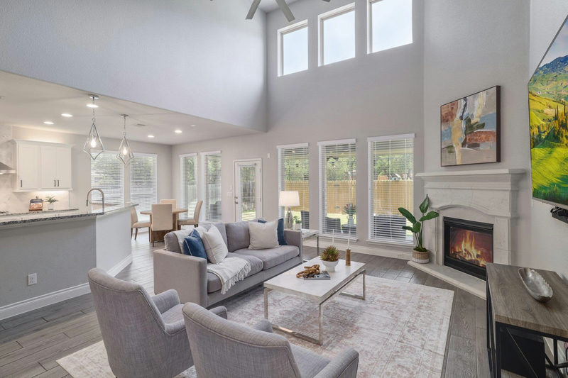 1513 Lakeside Ranch Rd — exterior