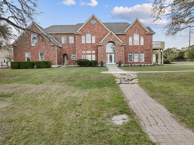 375 Branch Creek Trl — exterior