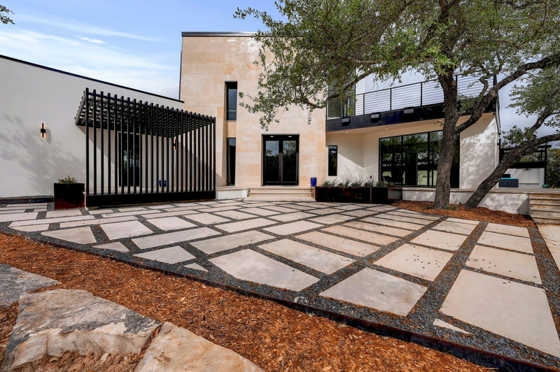 700 Rancho Grande Dr — exterior