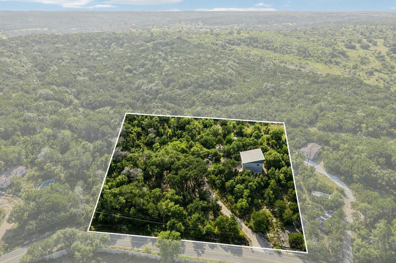 14804 Rock Cliff Dr — exterior