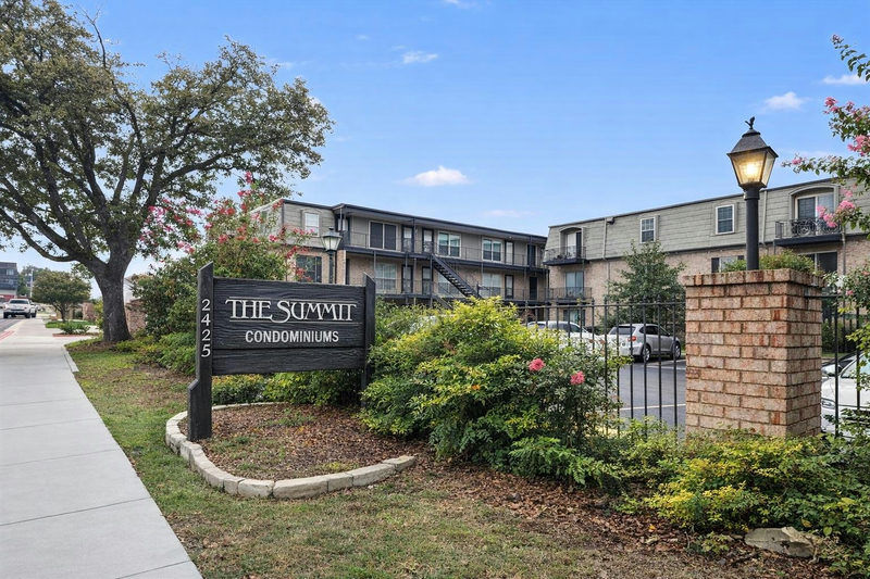 2425 Ashdale Dr #81 — exterior