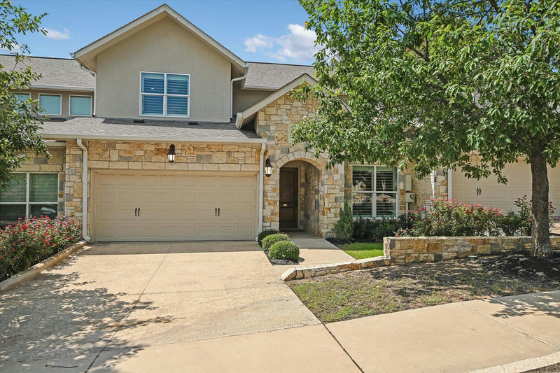 1218 Haven Ln #102 — exterior