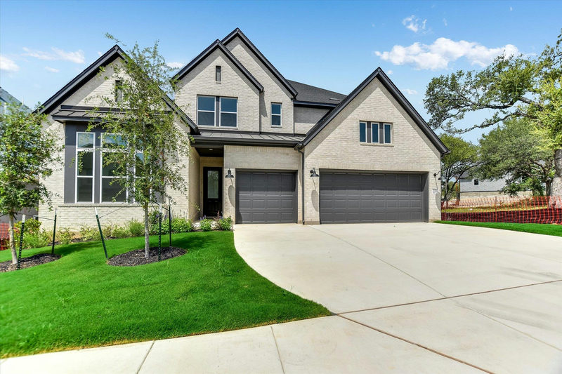 2016 Morning Mist Dr — exterior