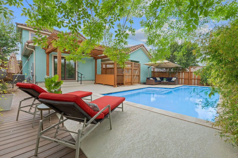 5500 Toscana Ave — exterior