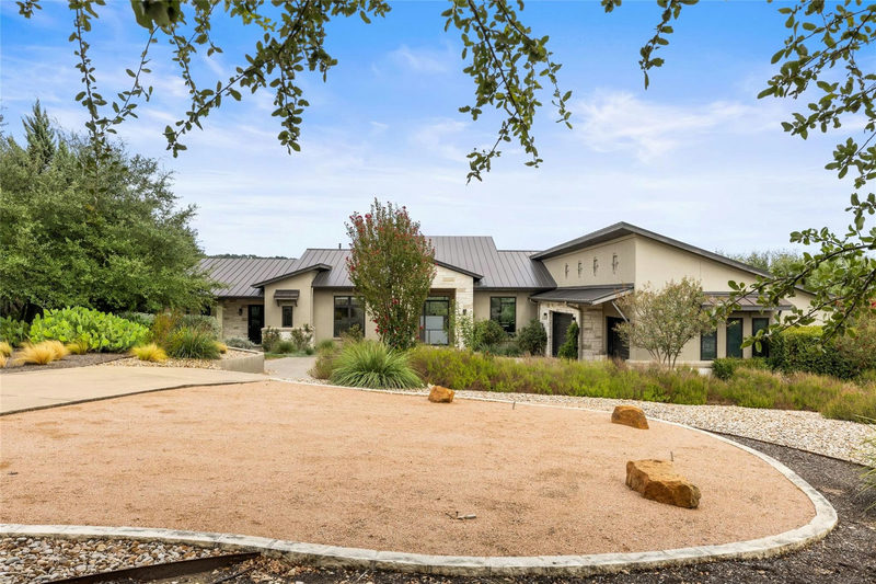 8801 Bellancia Dr — exterior