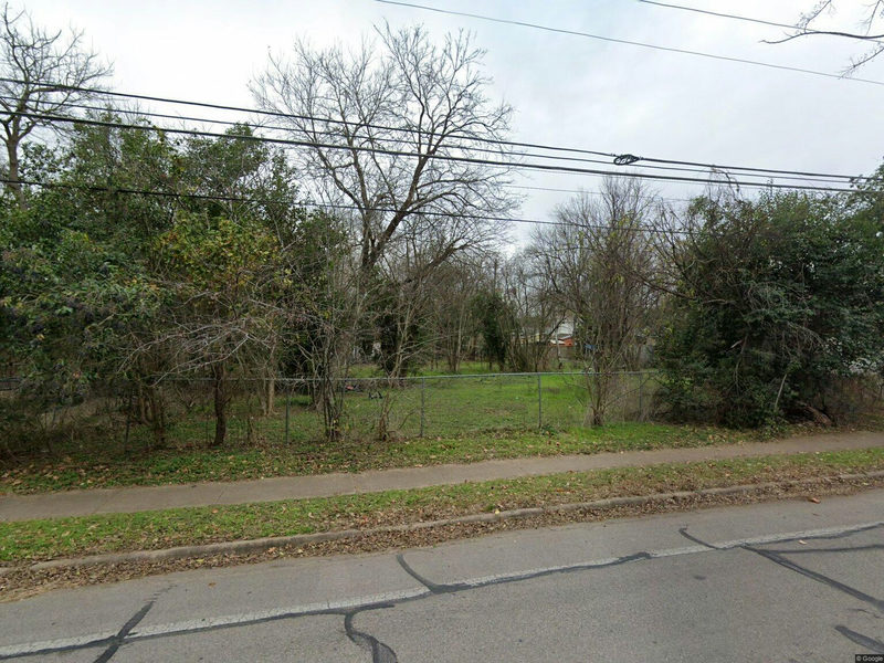 1321 Redd St — exterior