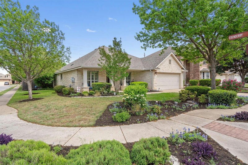 9437 Caves Valley Dr