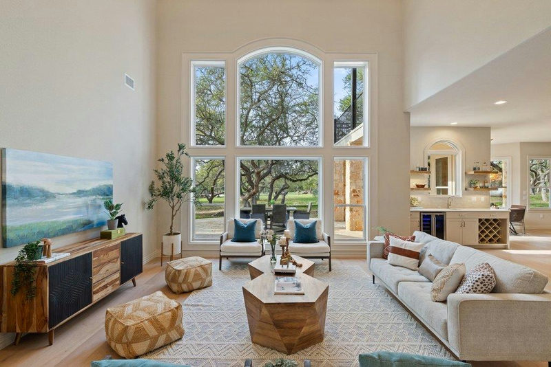 999 Enchanted Oaks Dr — exterior