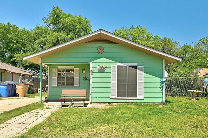 1204 Begonia Ter — exterior