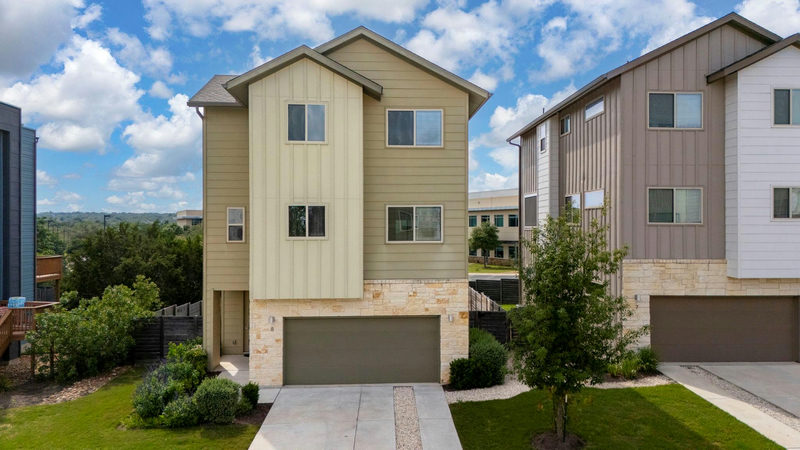 5315 La Crosse 8 Ave