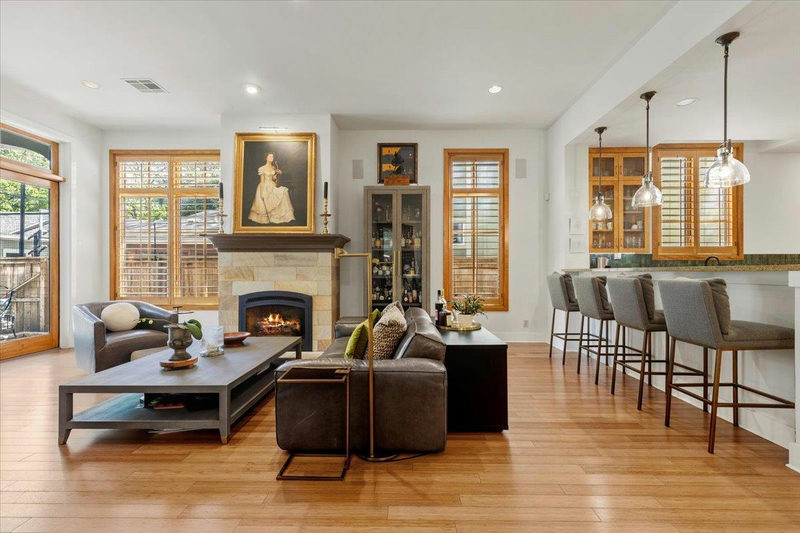 2207 Forest Trl #A — exterior