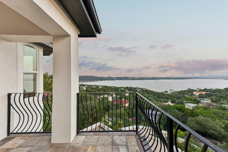 14004 Skyline Dr — exterior