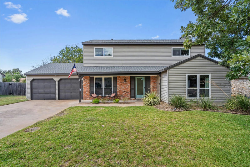 1602 Rock Creek Dr — exterior