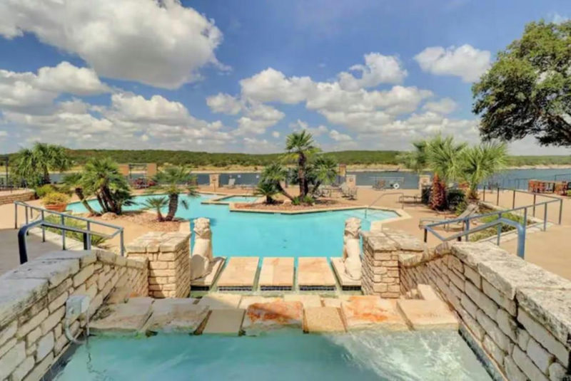 3404 American Dr #2212 — exterior