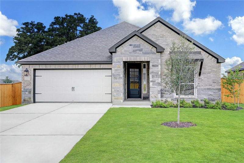 115 Red Oak Pl — exterior