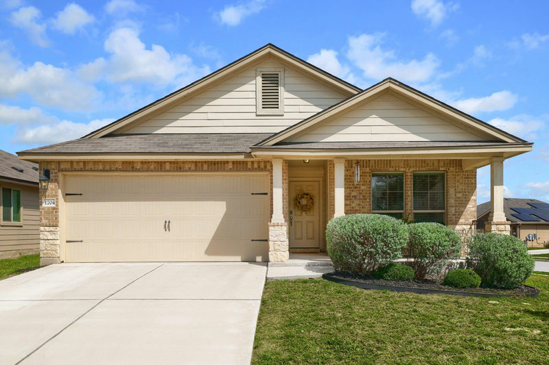 1704 T H Johnson Dr — exterior