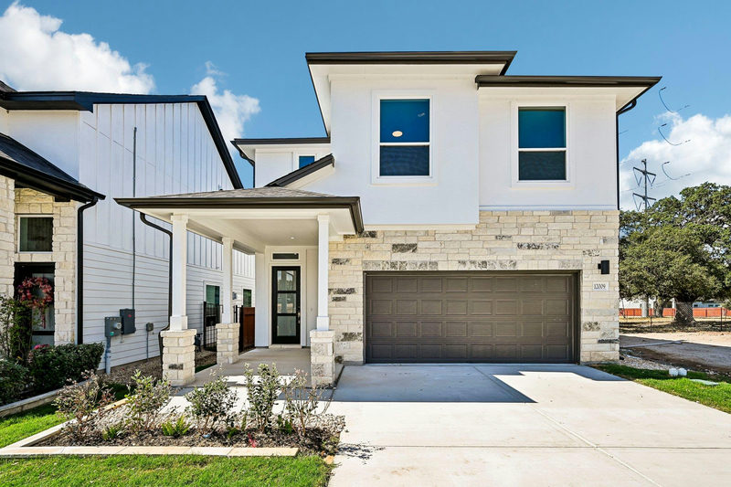 12009 Fennec Way — exterior