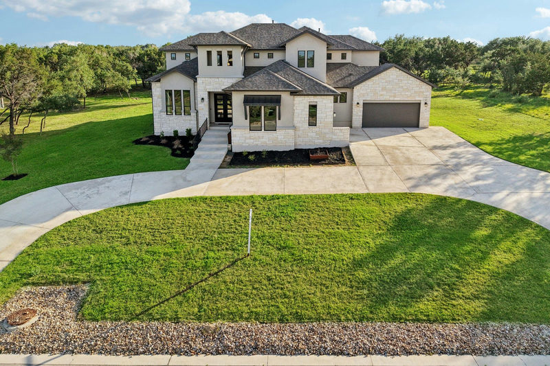 216 Spence Ln — exterior