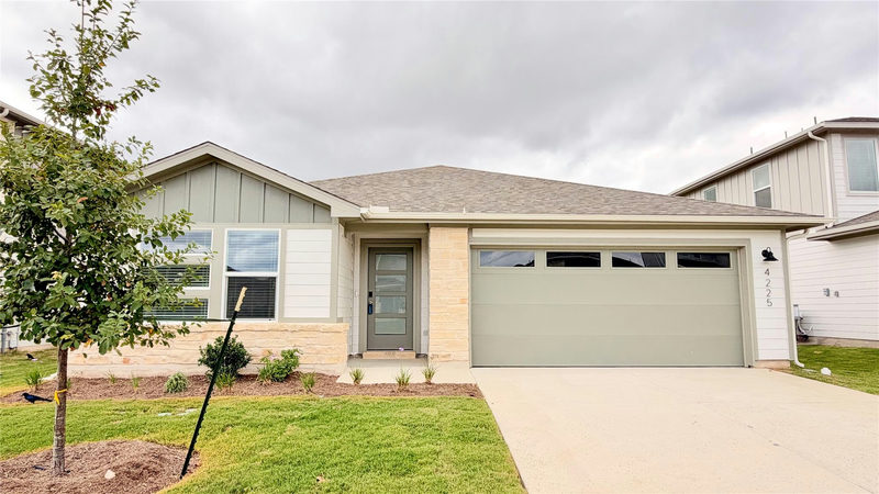 4225 Texoma Dr — exterior