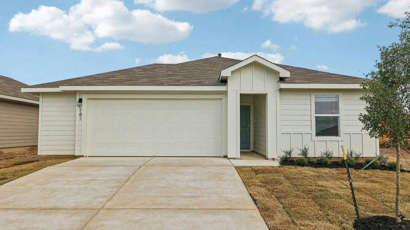 141 Belton Dr — exterior