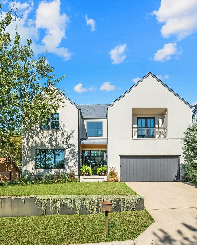 3621 Peregrine Falcon Dr — exterior