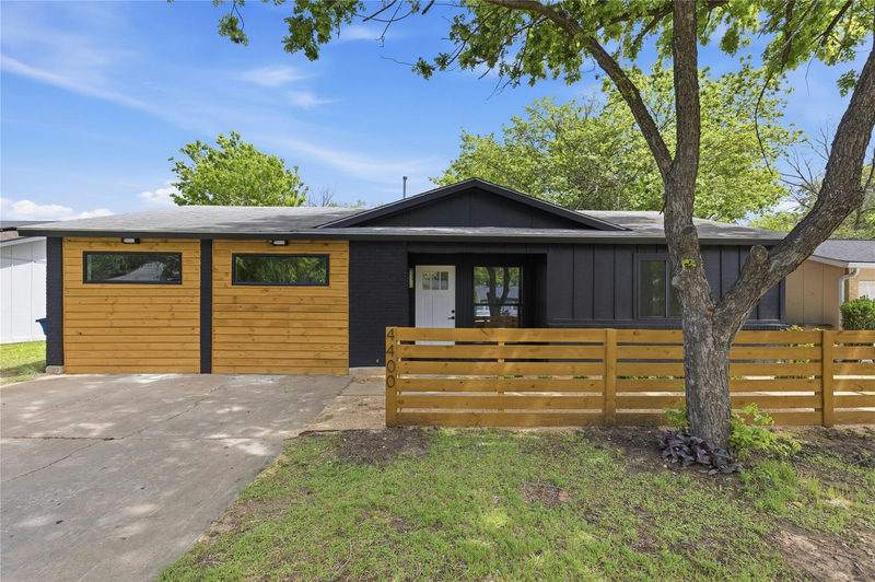 4400 Dovehill Dr — exterior