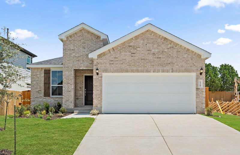 129 Adlai Ave — exterior