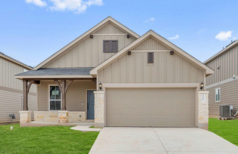 596 Rubber Tree Way — exterior