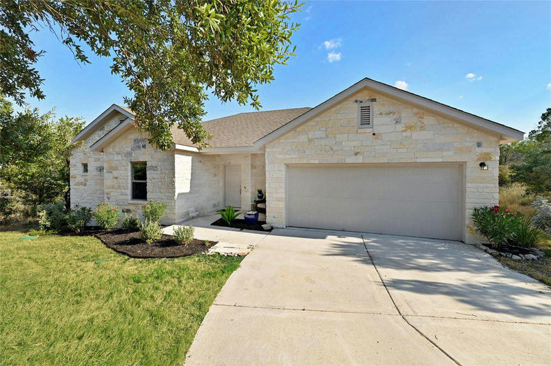 1302 Ponderosa Bnd — exterior