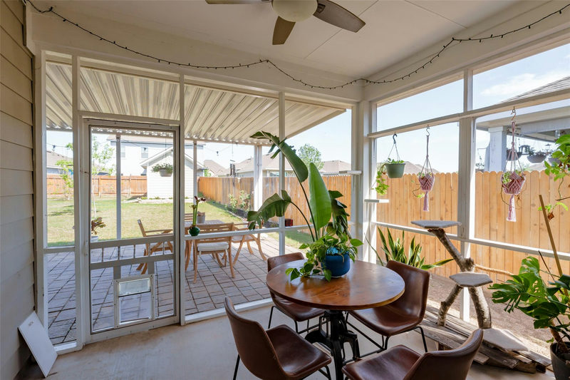 348 Lacey Oak Loop — exterior
