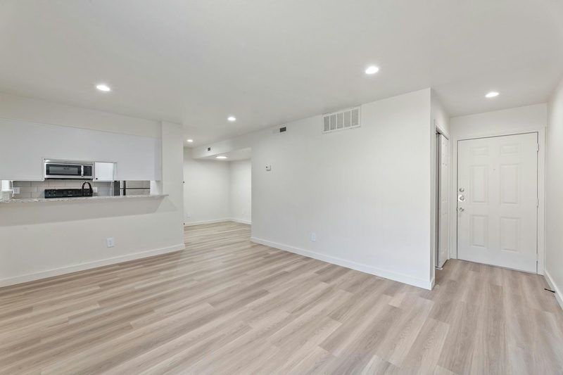 3819 Southway Dr #106 — exterior