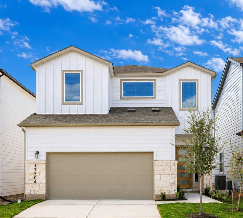 17504 Emperador Dr — exterior