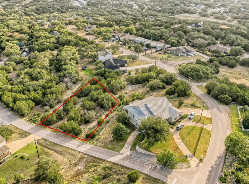 22317 Briarcliff Dr — exterior