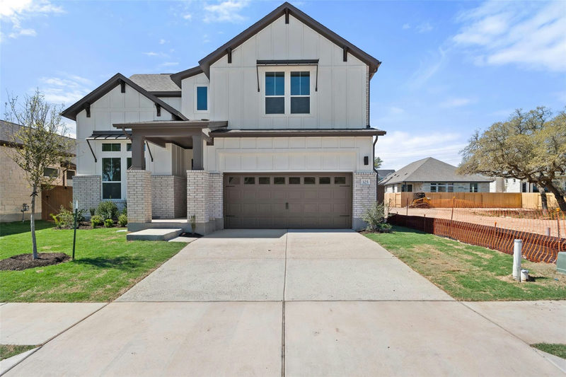 325 San Saba Dr — exterior