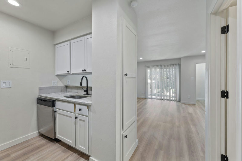 3819 Southway Dr #208 — exterior