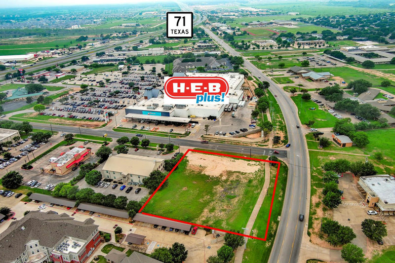 113 N Hasler Blvd — exterior