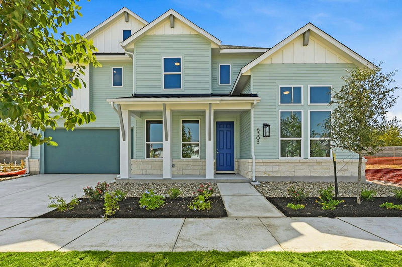 6305 Comanche Moon Trl — exterior