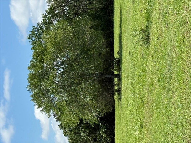 1749 FM 535 — exterior