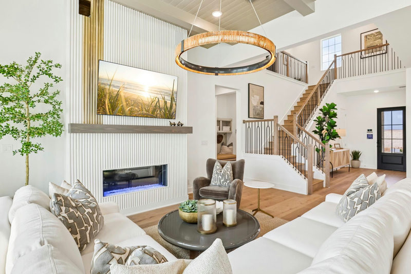 2328 Fielder Dr — exterior