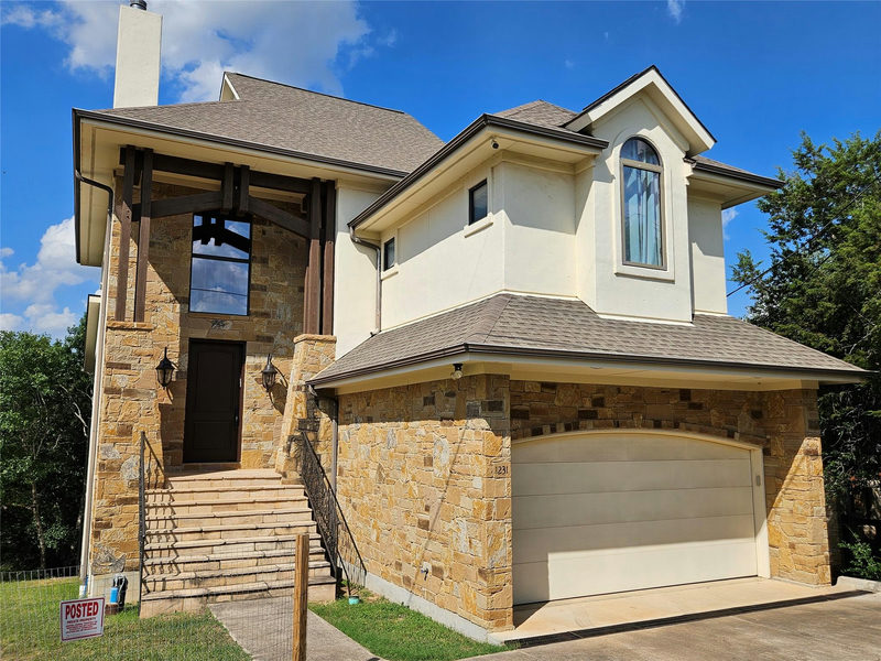 1231 Lake Shore Dr — exterior