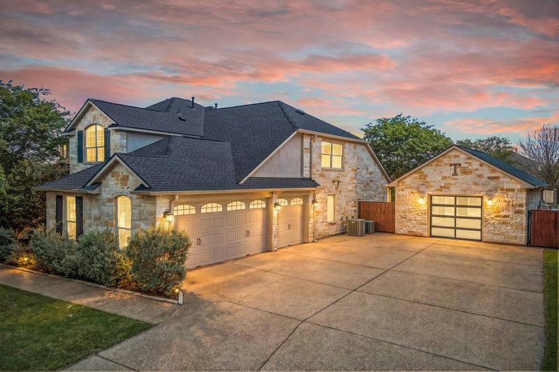 1023 Grassy Field Rd — exterior